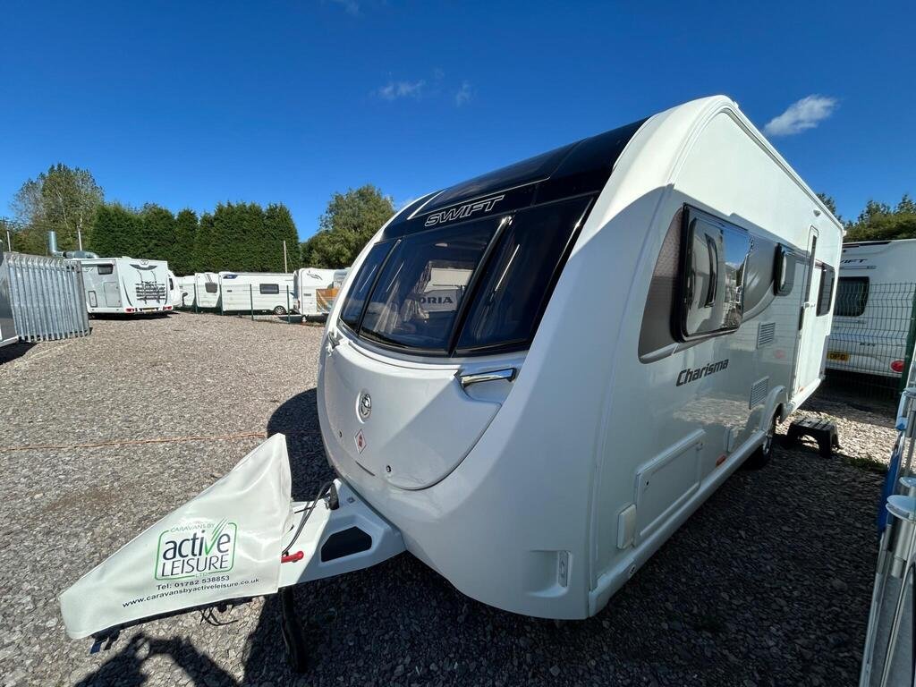 2018 Swift Charisma 565