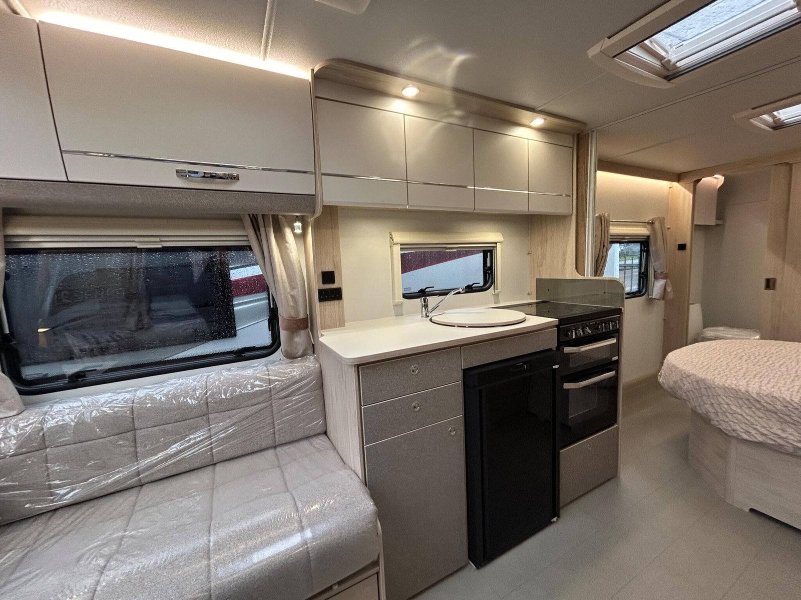 2025 Elddis Avante 554 - Image 7