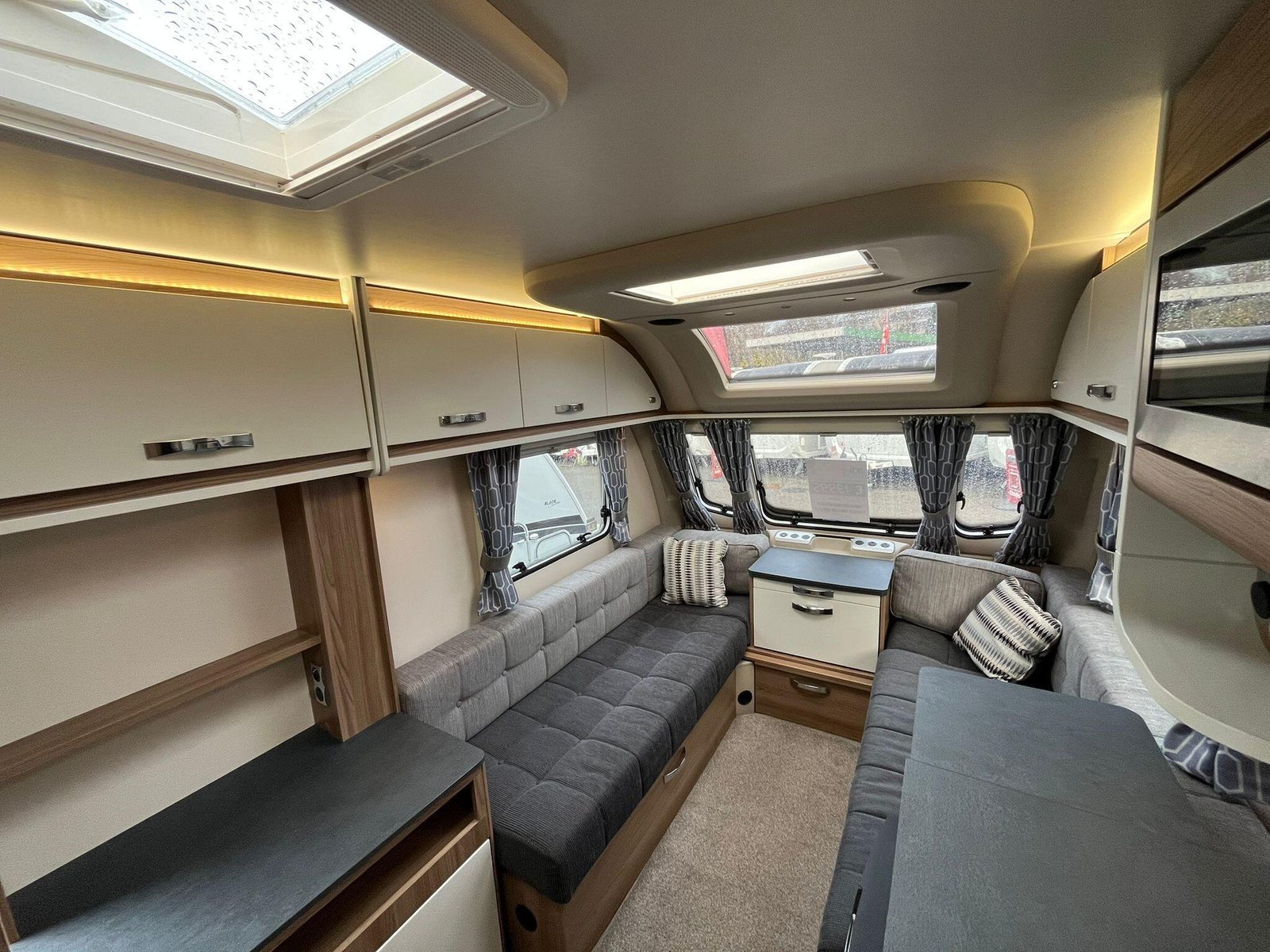 2019 Swift Sprite Alpine 2 - Image 5