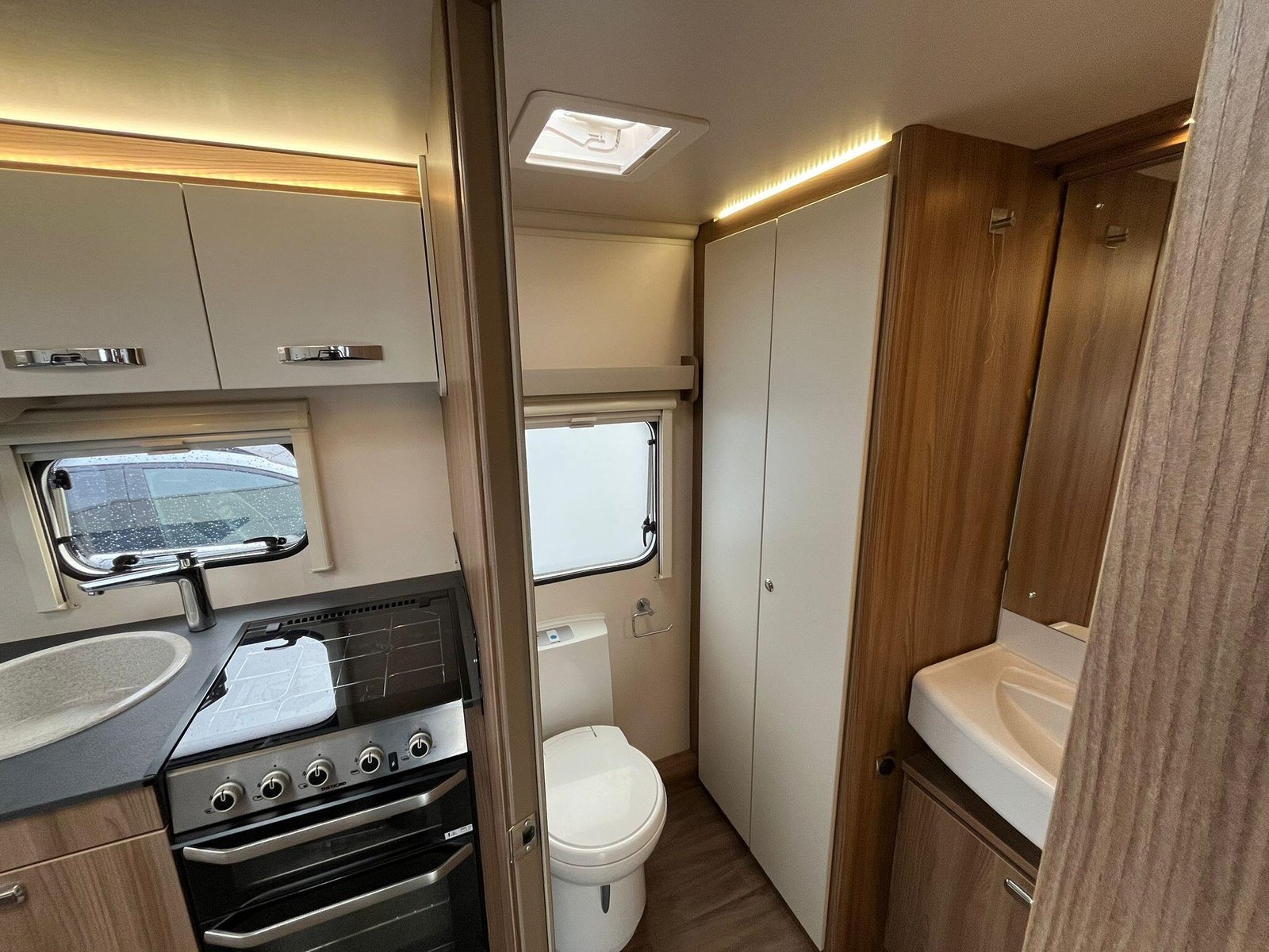 2019 Swift Sprite Alpine 2 - Image 9