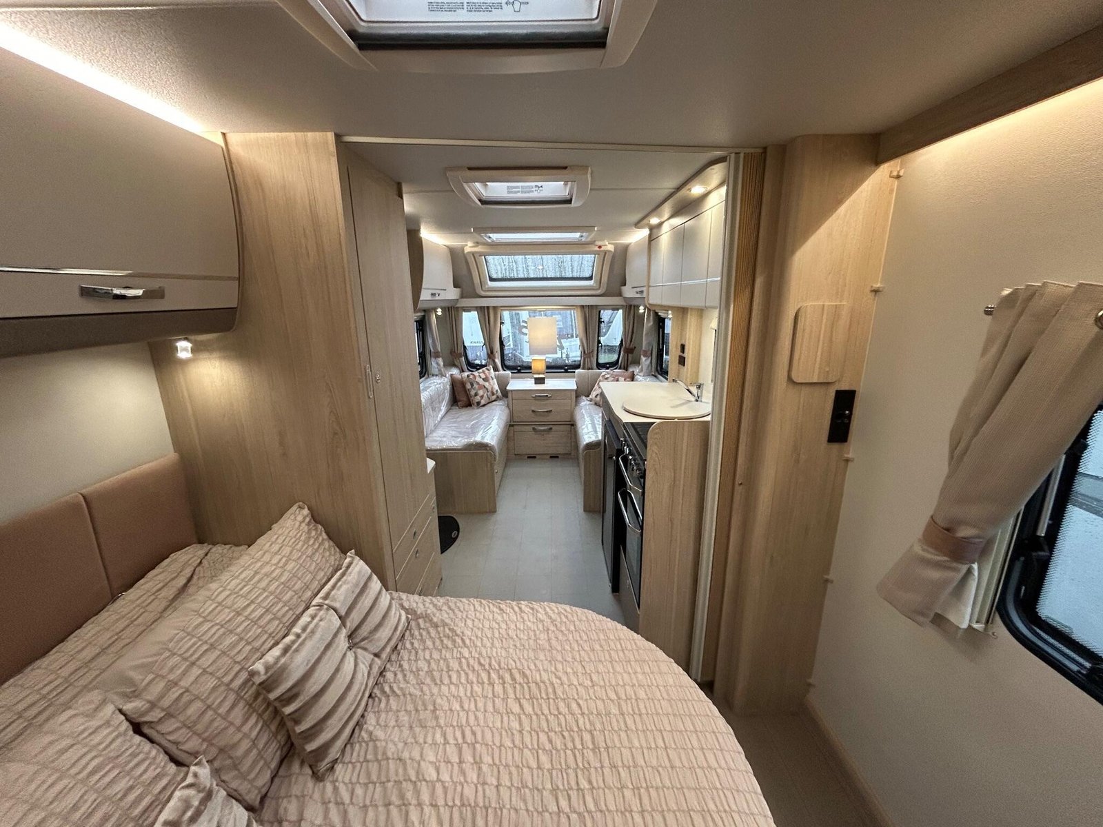 2025 Elddis Avante 554 - Image 17