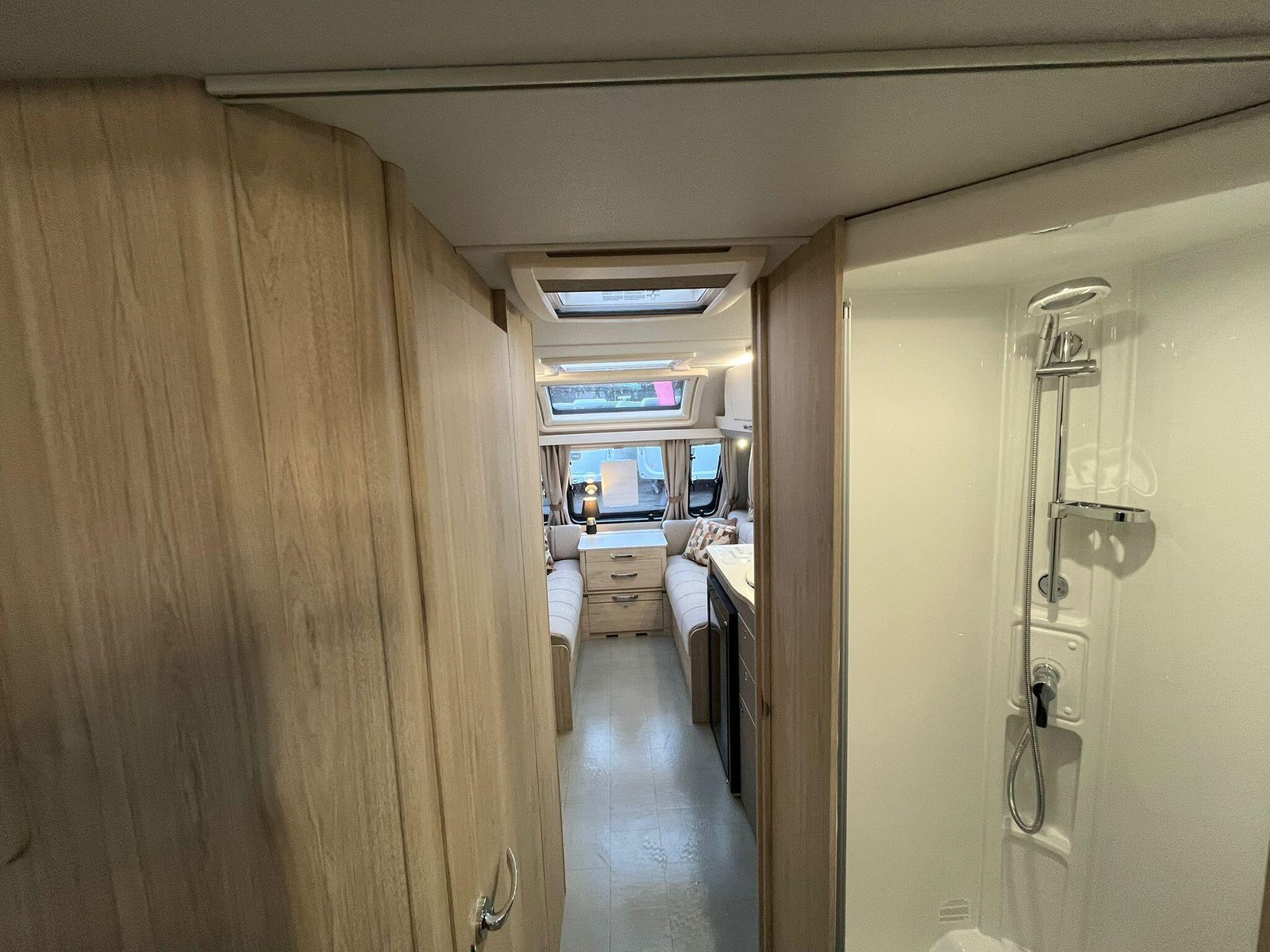 2025 Elddis Avante 550 - Image 19