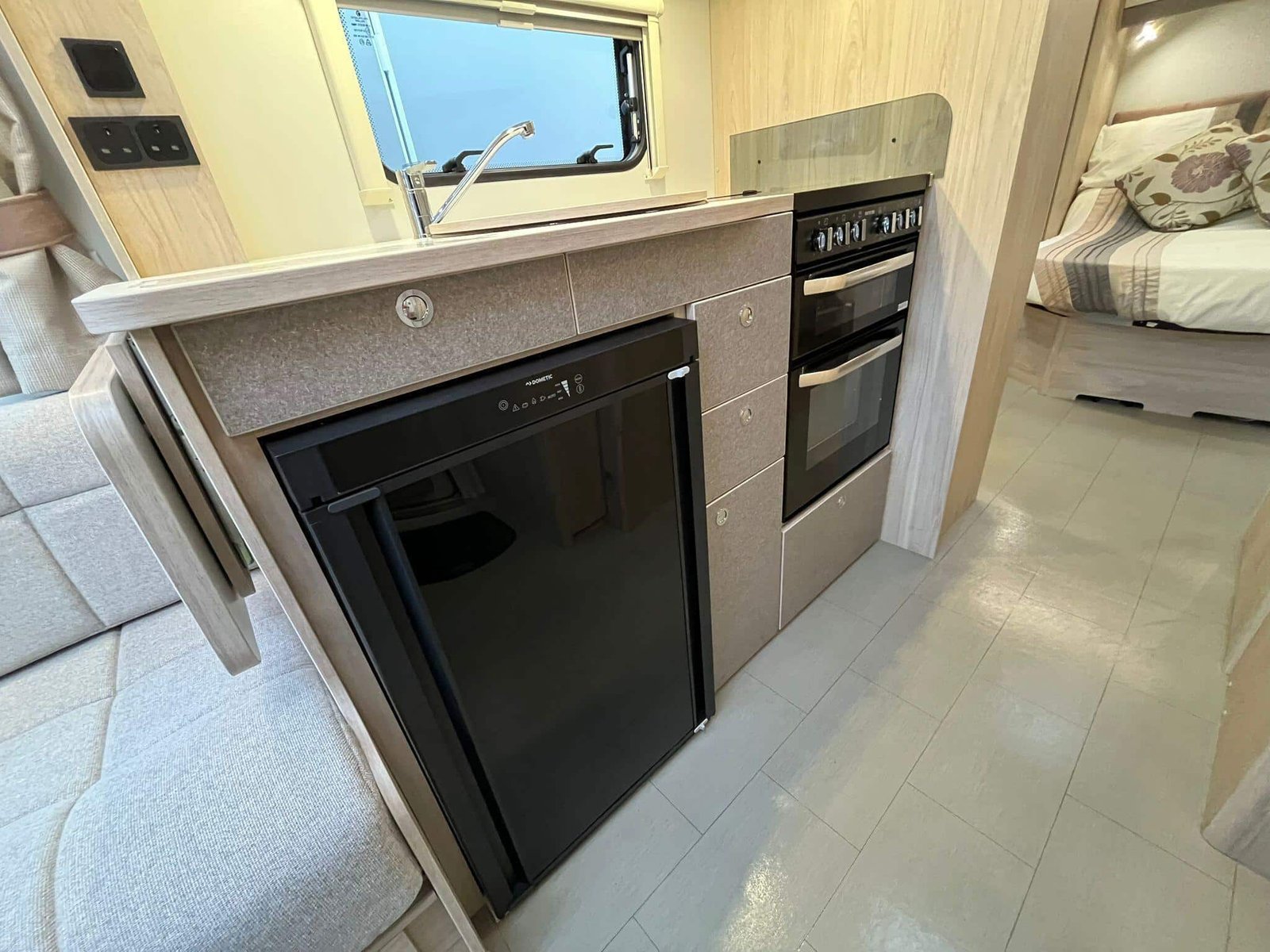 2025 Elddis Avante 550 - Image 15