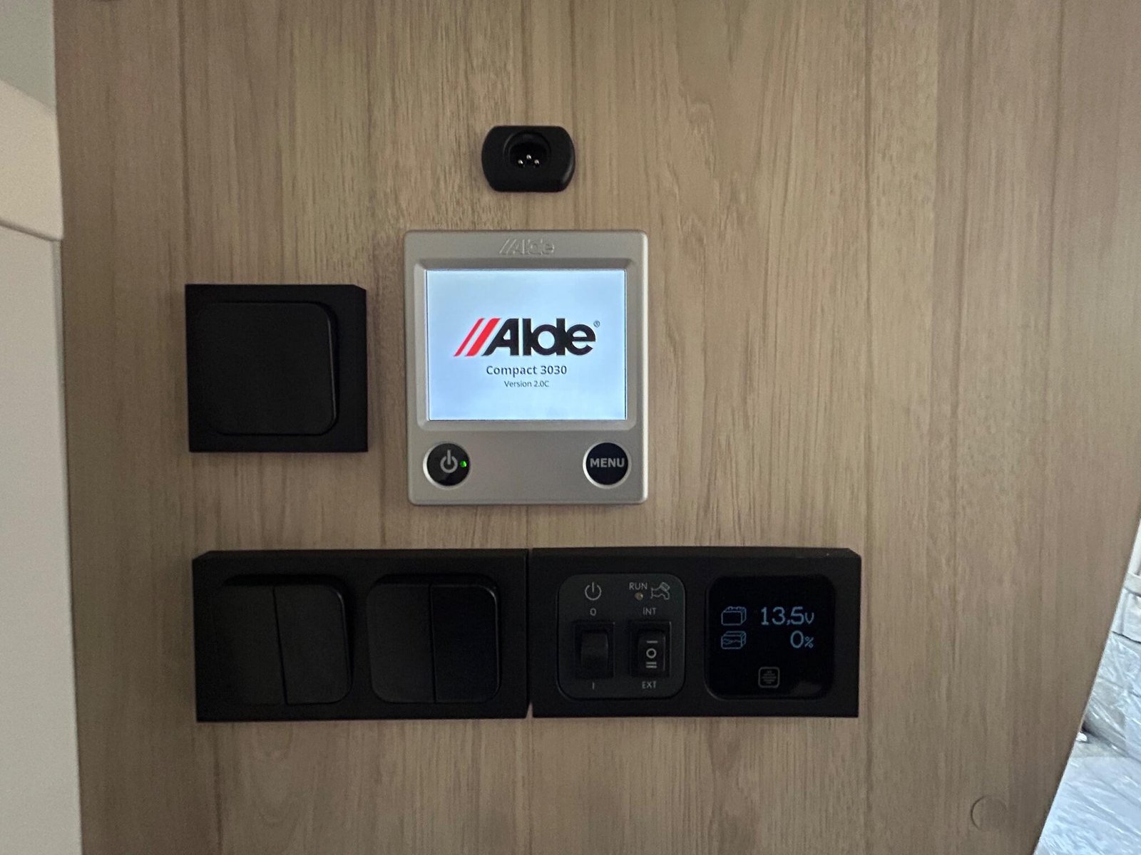 2025 Elddis Crusader Zephyr 60th Anniversary Edition - Image 7