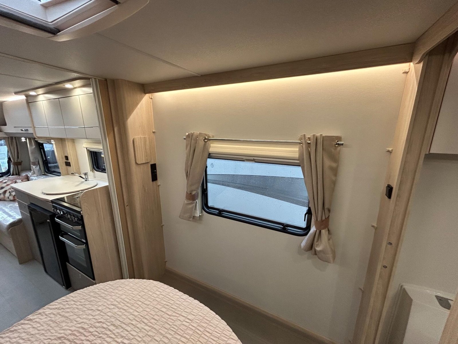 2025 Elddis Avante 554 - Image 14