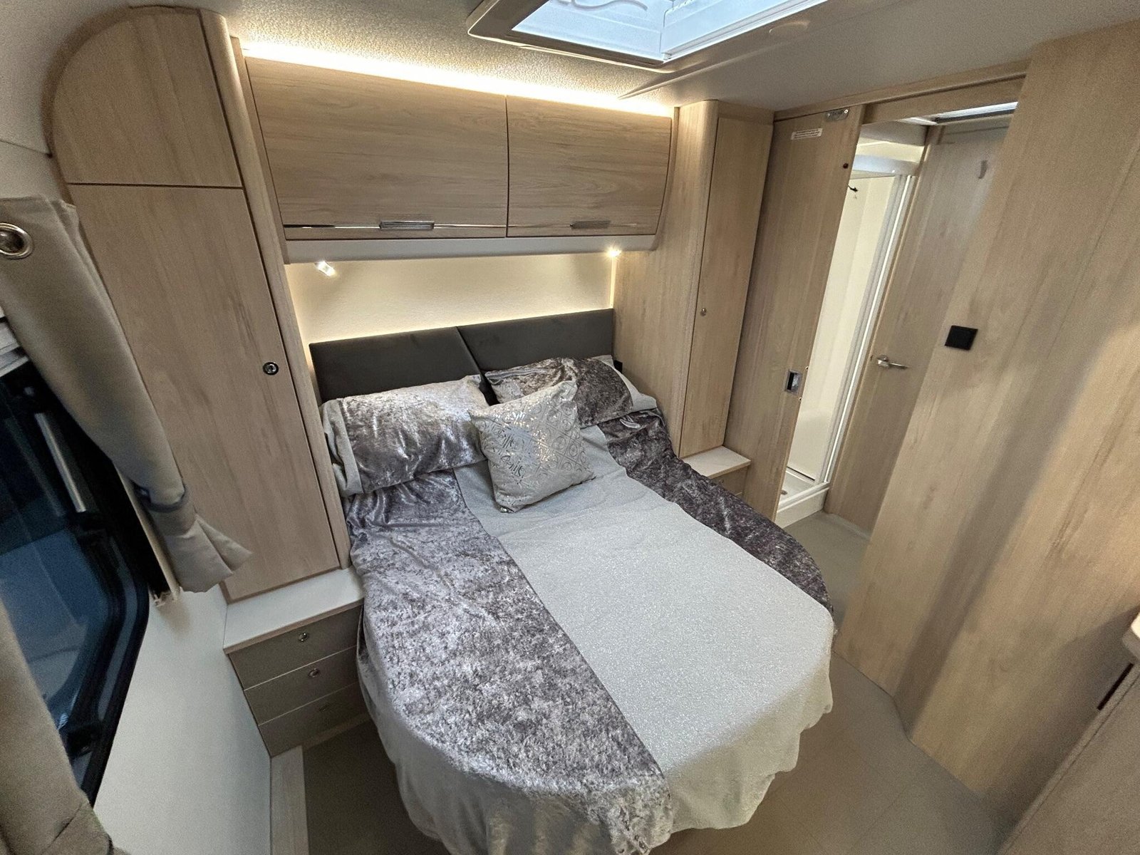 2025 Elddis Crusader Zephyr 60th Anniversary Edition - Image 13