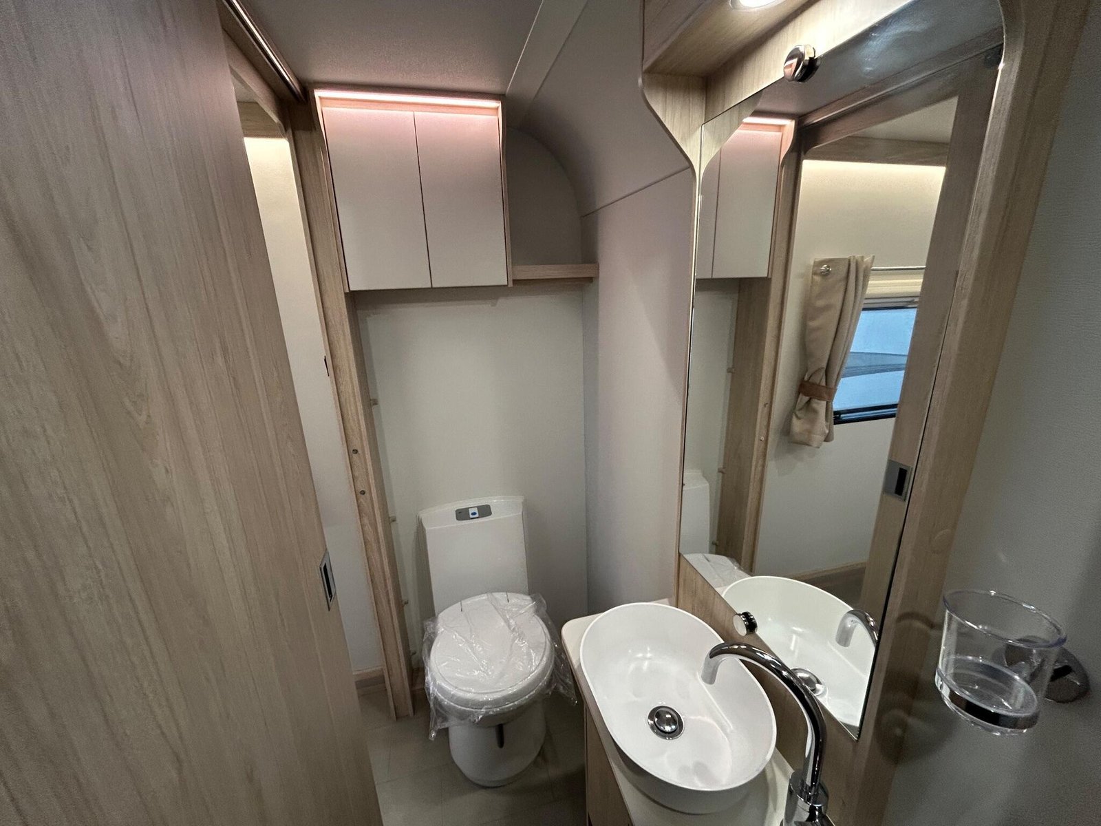 2025 Elddis Avante 554 - Image 16