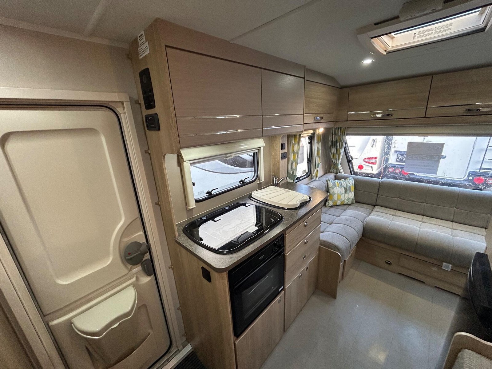 2019 Elddis Xplore 304 - Image 11