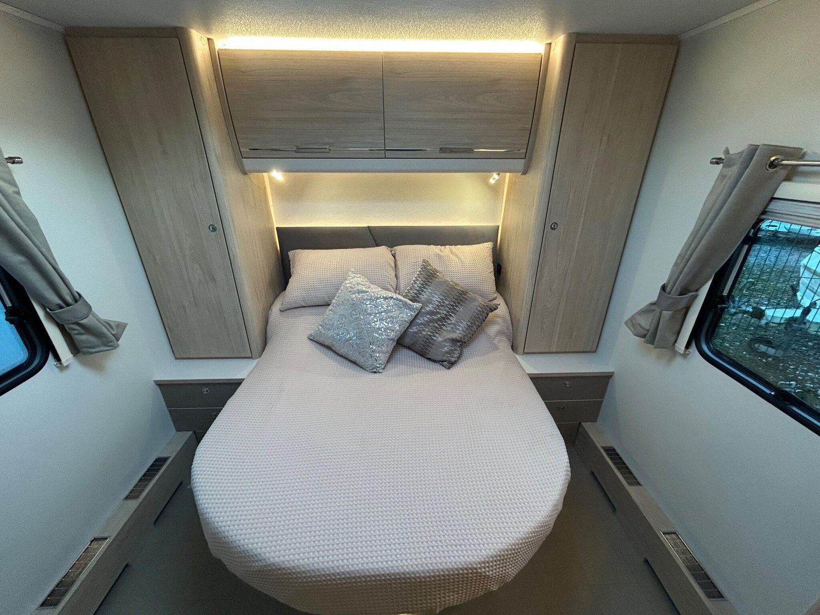 2026 Elddis Crusader Borealis - Image 12