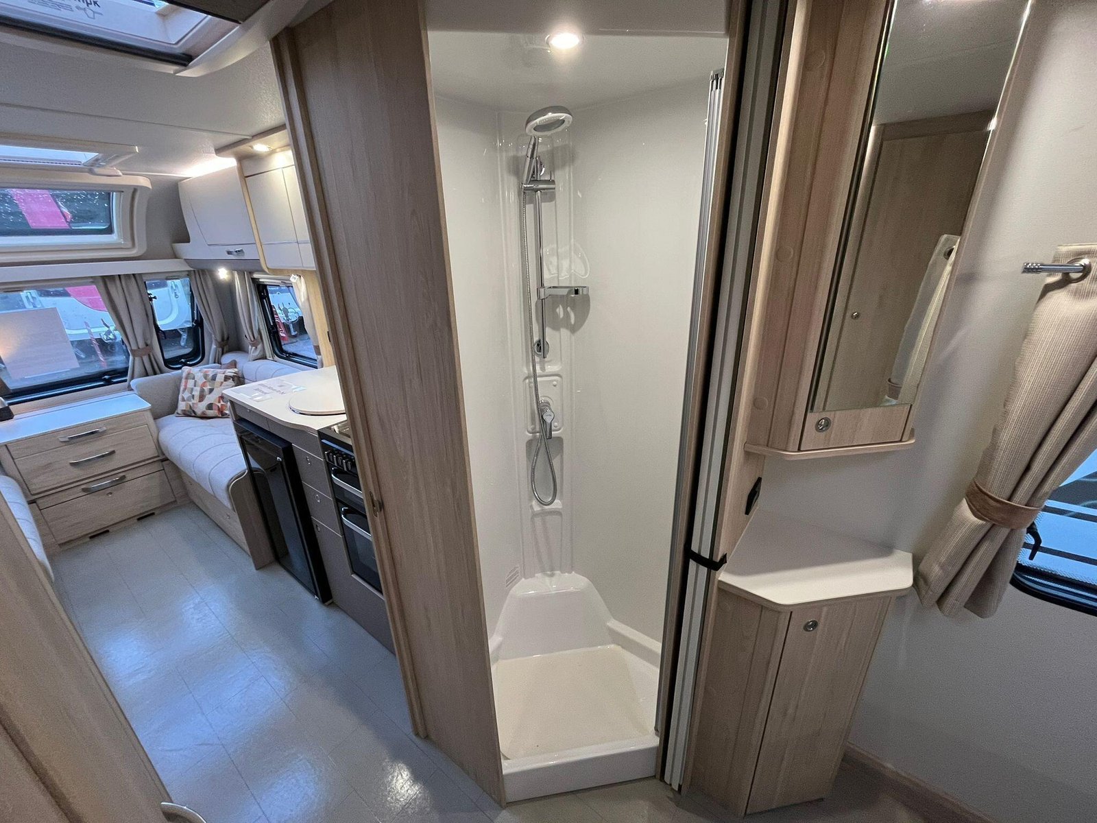 2025 Elddis Avante 550 - Image 20