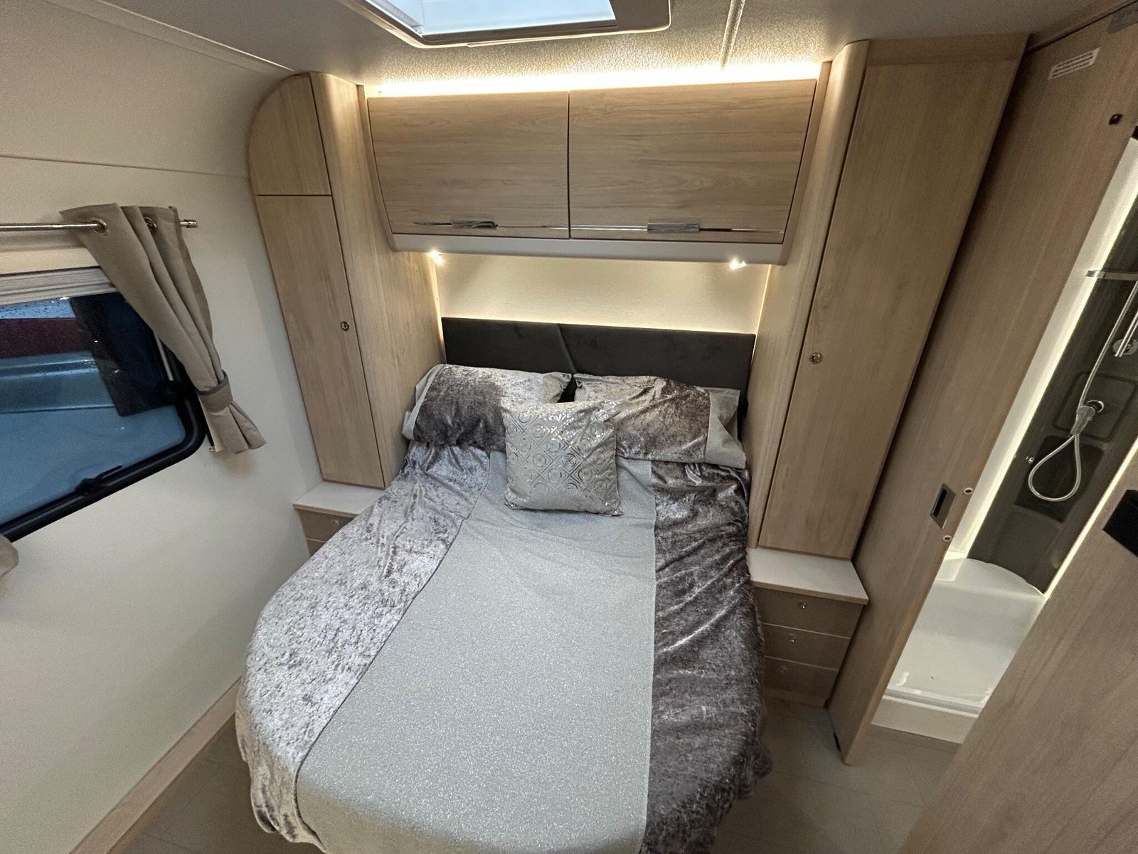 2025 Elddis Crusader Zephyr 60th Anniversary Edition - Image 12