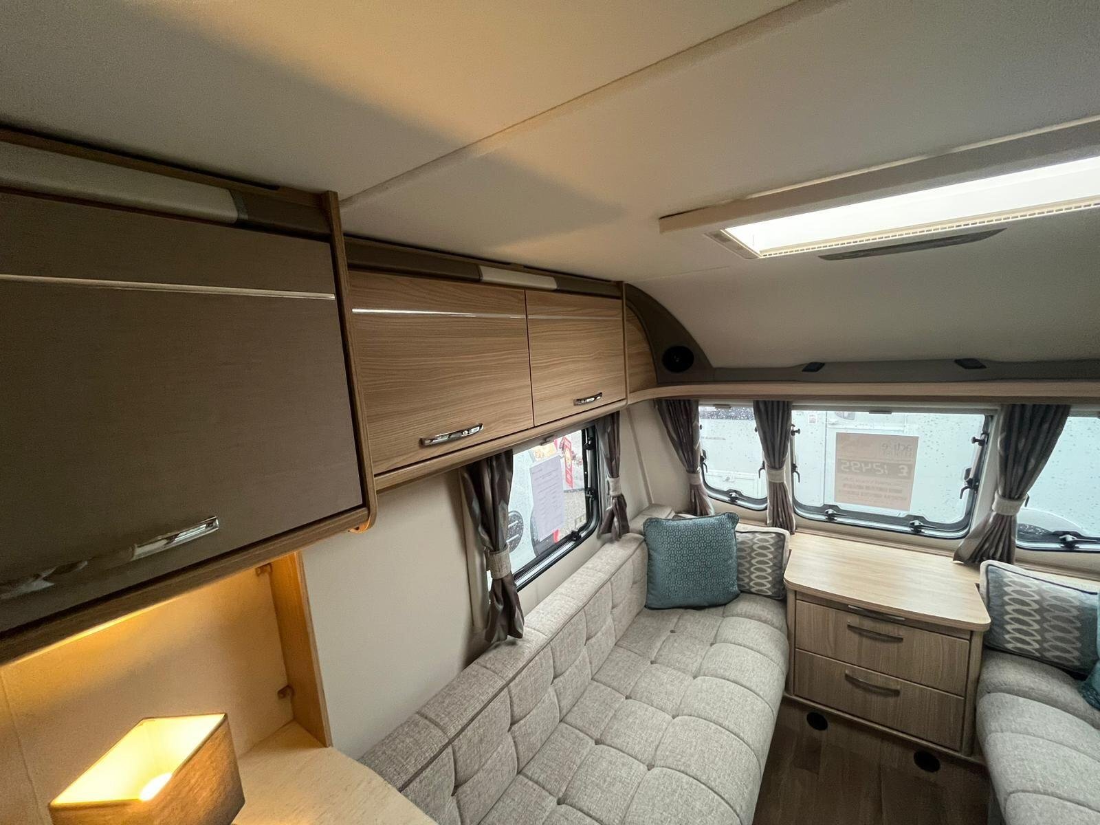 2016 Coachman Vision 380 - Image 6