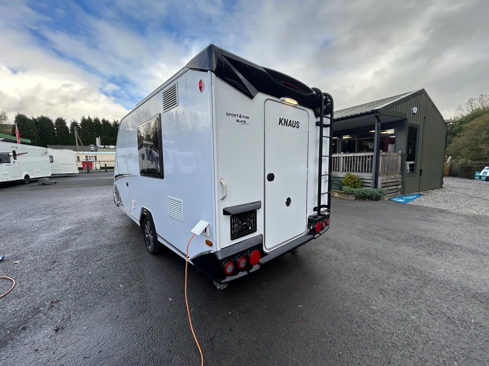 2022 Knaus Sport and Fun Black Selection - Image 3