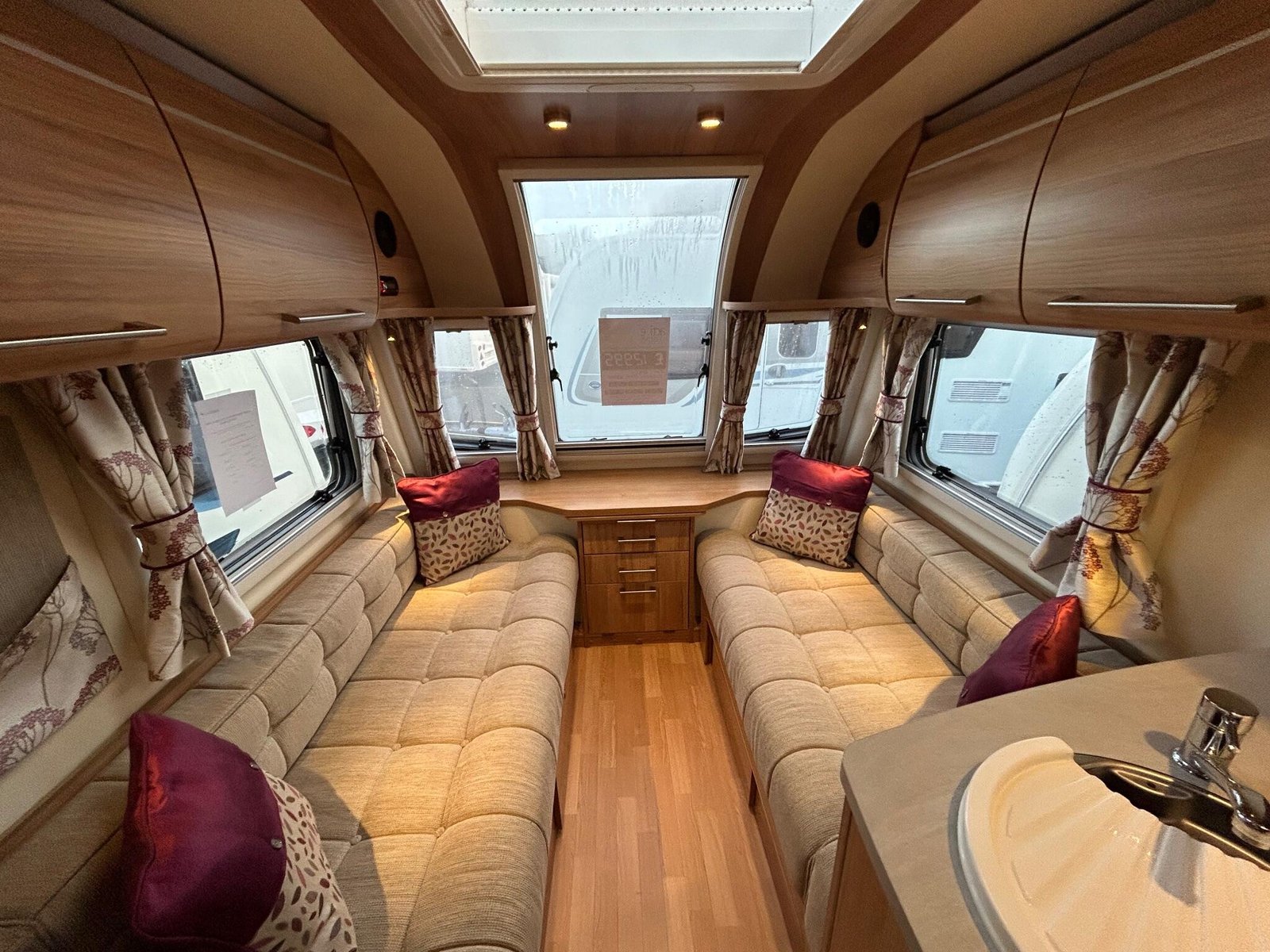 2015 Bailey Pegasus GT65 Verona - Image 4