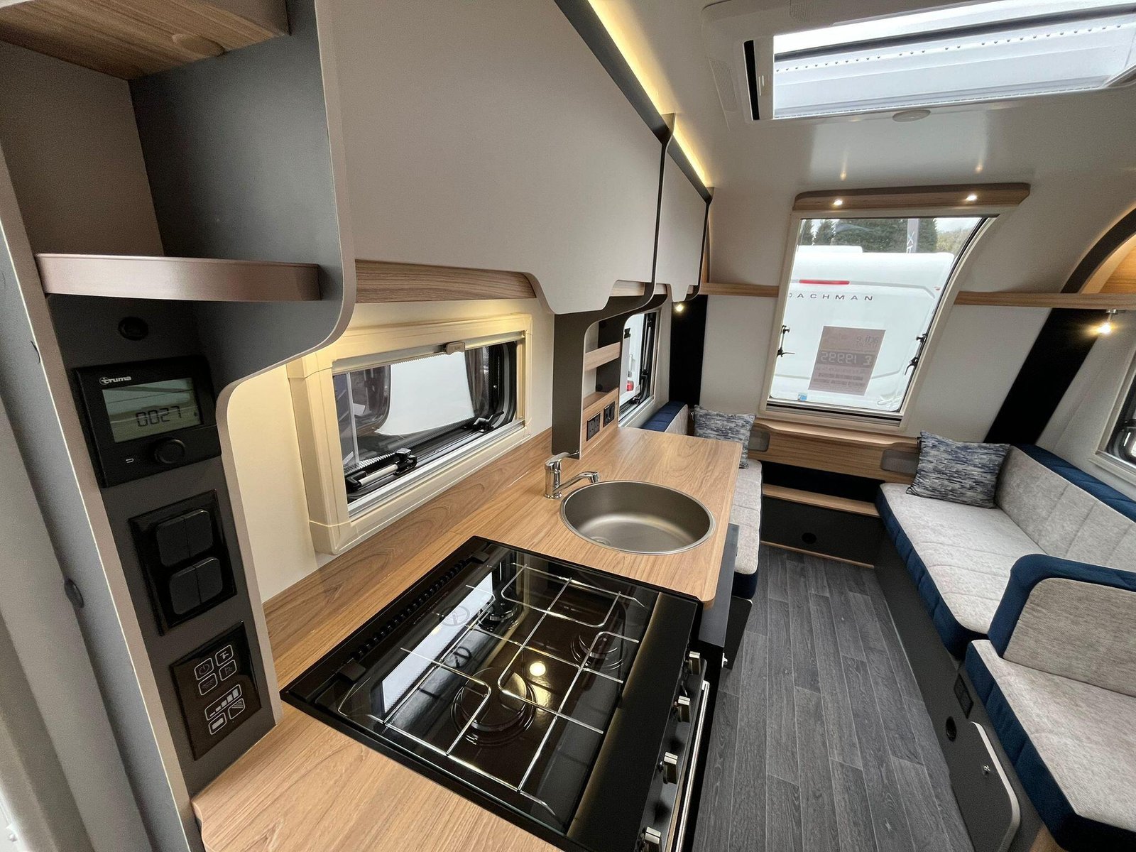 2025 Bailey Discovery D4-4L - Image 7