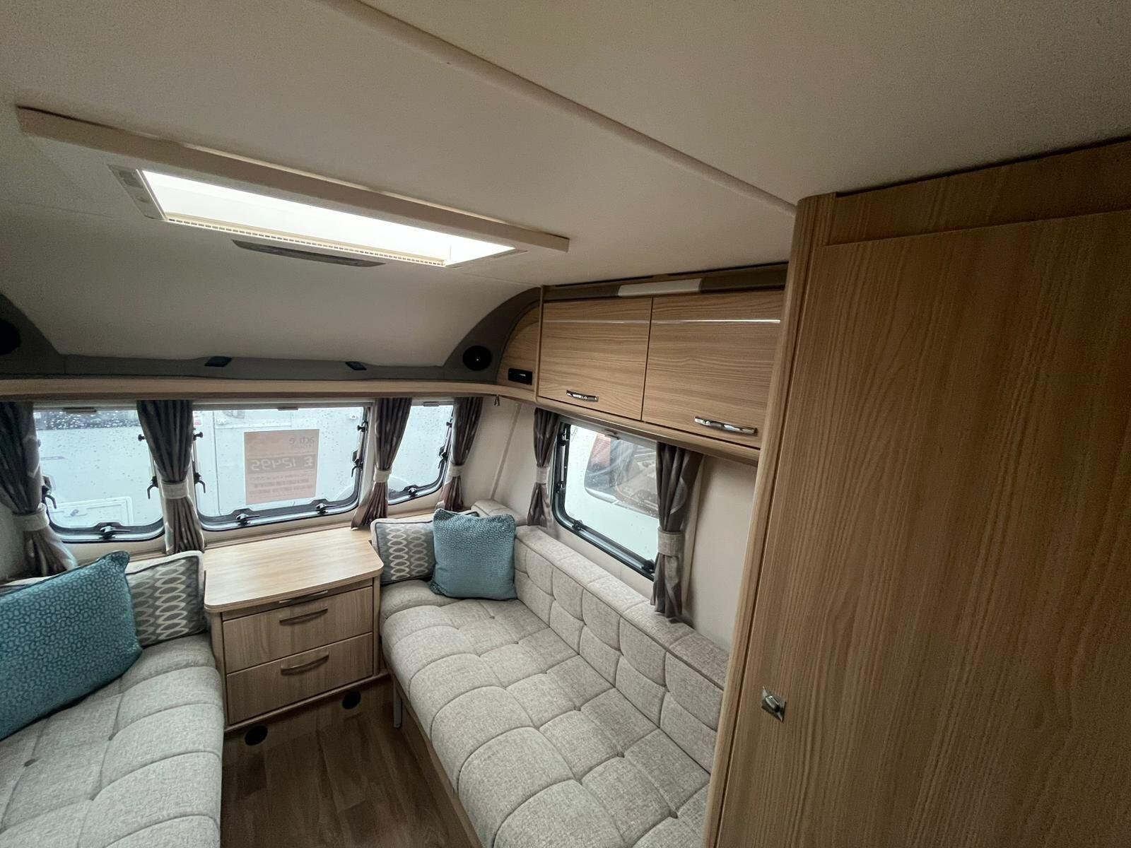 2016 Coachman Vision 380 - Image 5