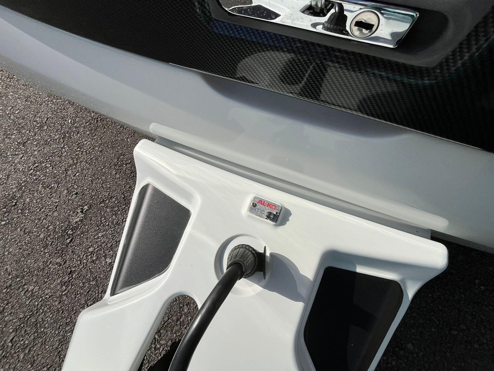 2022 Swift Challenger X 880 - Image 3