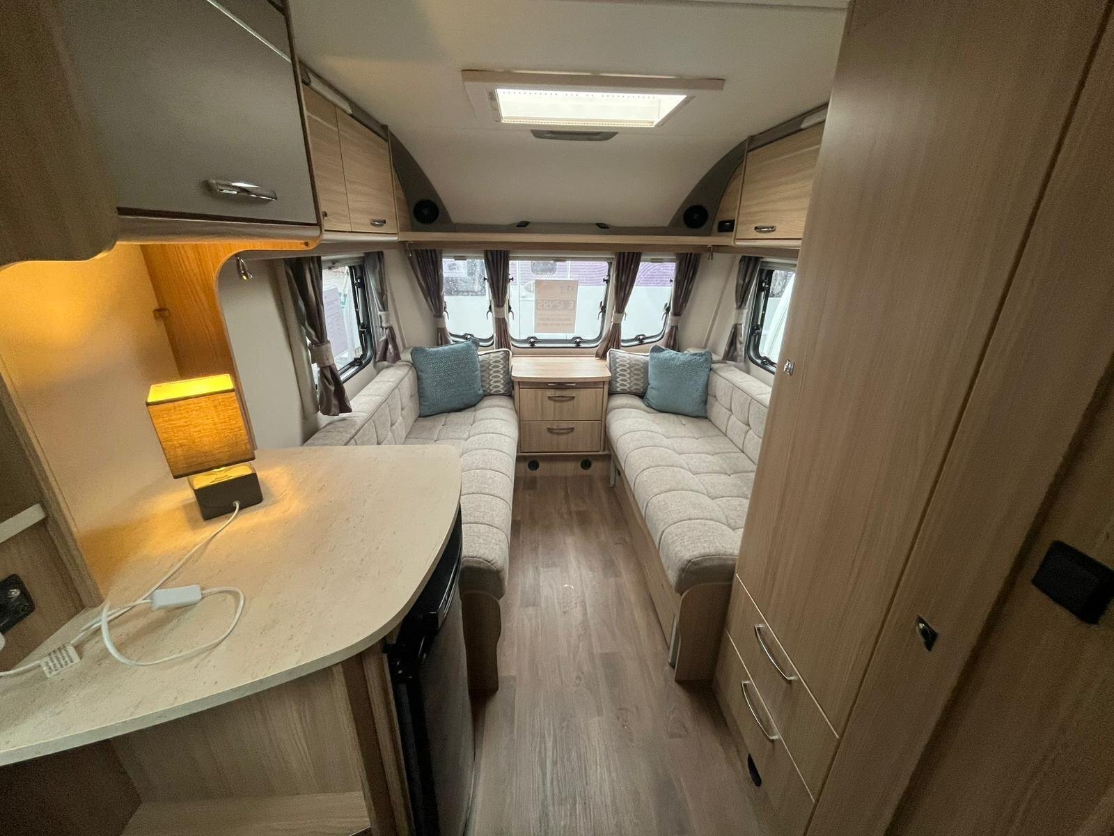 2016 Coachman Vision 380 - Image 7