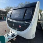 2022 Swift Challenger X 880 image 1