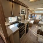 2015 Swift Challenger SE 625 image 11