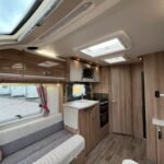2018 Swift Challenger 635 image 7