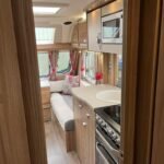 2018 Swift Challenger 635 image 21