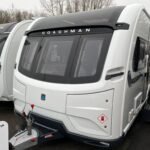 2020 Coachman VIP 545 image 1