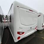 2020 Coachman VIP 545 image 4