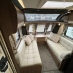 2020 Coachman VIP 545 image 6