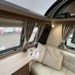 2020 Coachman VIP 545 image 8