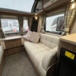 2020 Coachman VIP 545 image 11