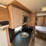 2018 Swift Conqueror 645 image 10