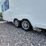 2018 Swift Conqueror 645 image 5