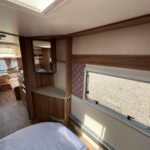 2018 Swift Conqueror 645 image 15