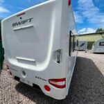 2018 Swift Conqueror 645 image 4