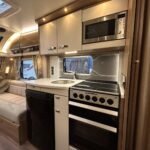 2017 Swift Elegance 570 image 9