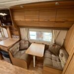 2009 Coachman VIP 520 image 8