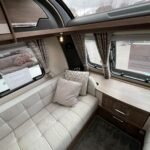 2021 Coachman VIP 460 image 11