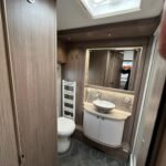 2021 Coachman VIP 460 image 16