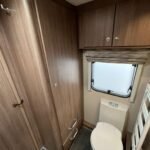 2021 Coachman VIP 460 image 18