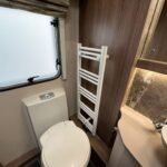 2021 Coachman VIP 460 image 22
