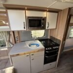 2015 Swift Conqueror 645 image 8