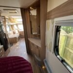 2015 Swift Conqueror 645 image 13