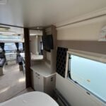 2017 Sterling Continental 645 image 17